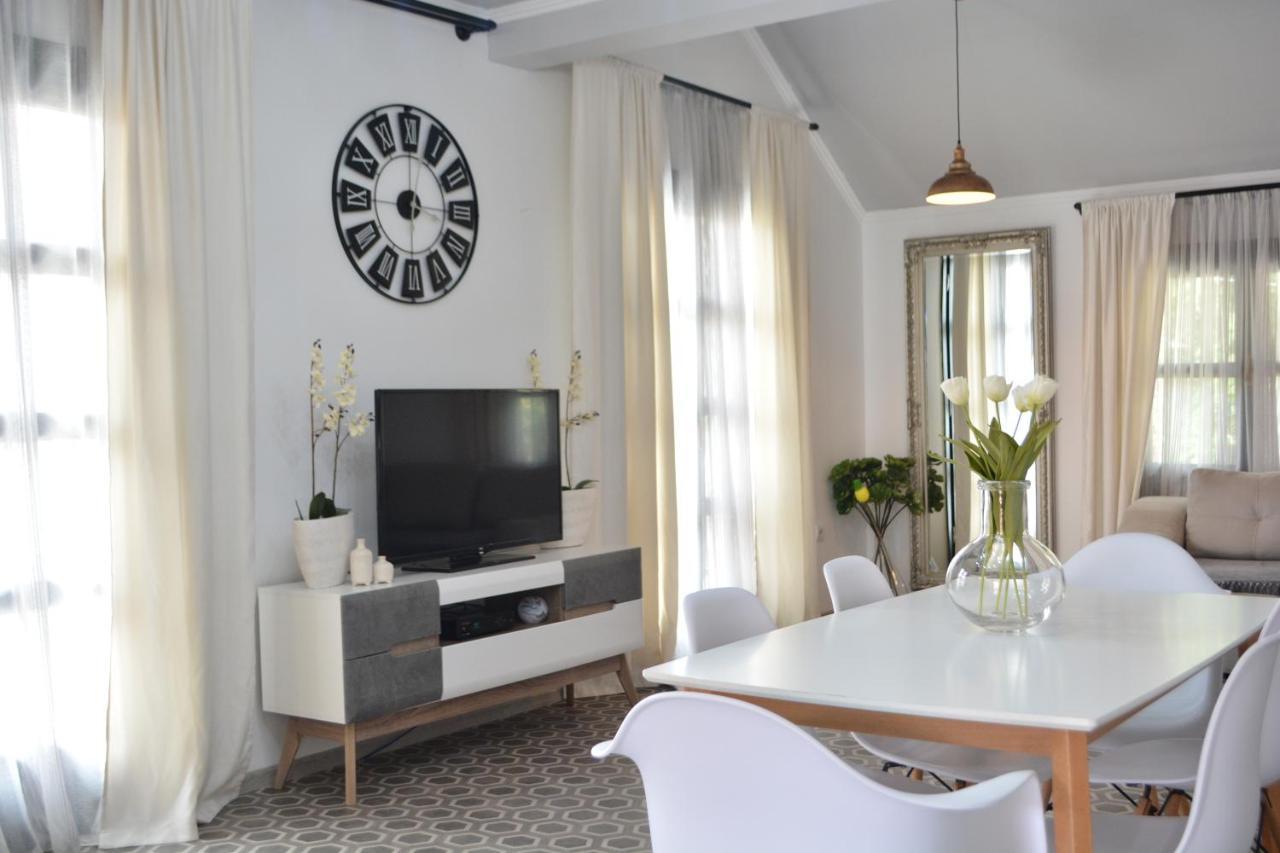 Apartman L&M Cetinje Buitenkant foto