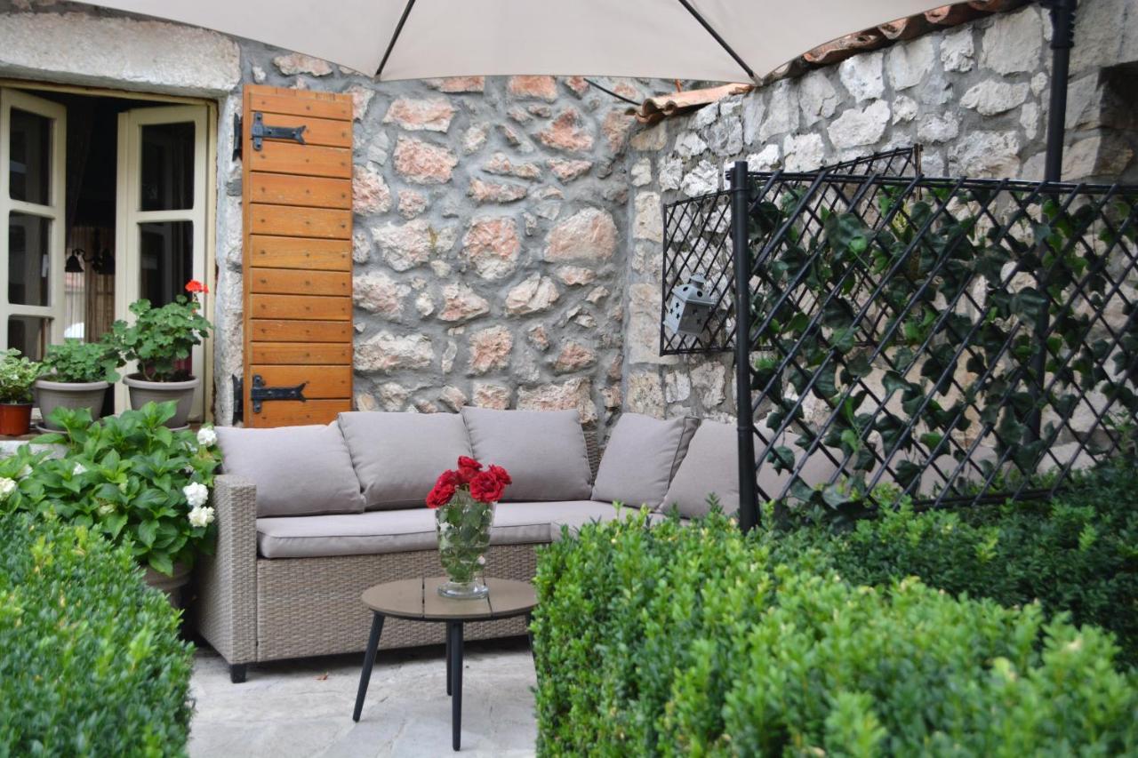 Apartman L&M Cetinje Buitenkant foto