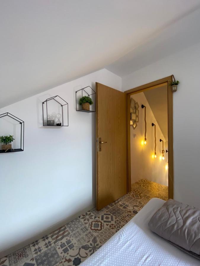 Apartman L&M Cetinje Buitenkant foto