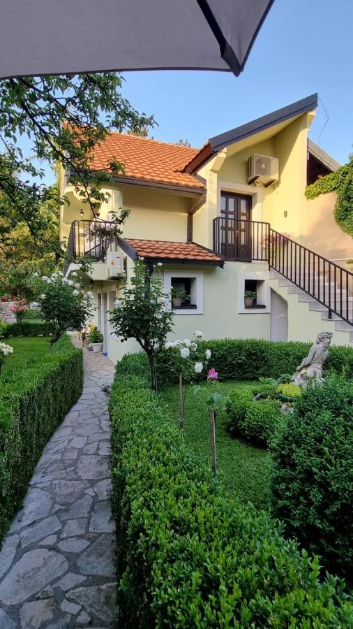 Apartman L&M Cetinje Buitenkant foto